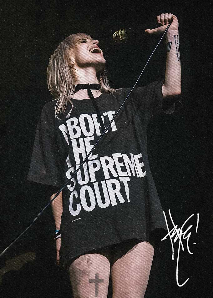 Hayley Williams Performing Live