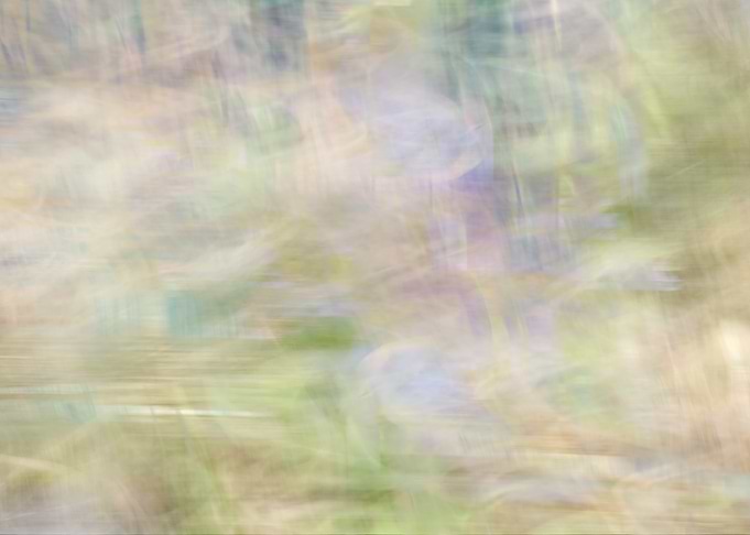 Abstract Motion Blur in Pastel Tones