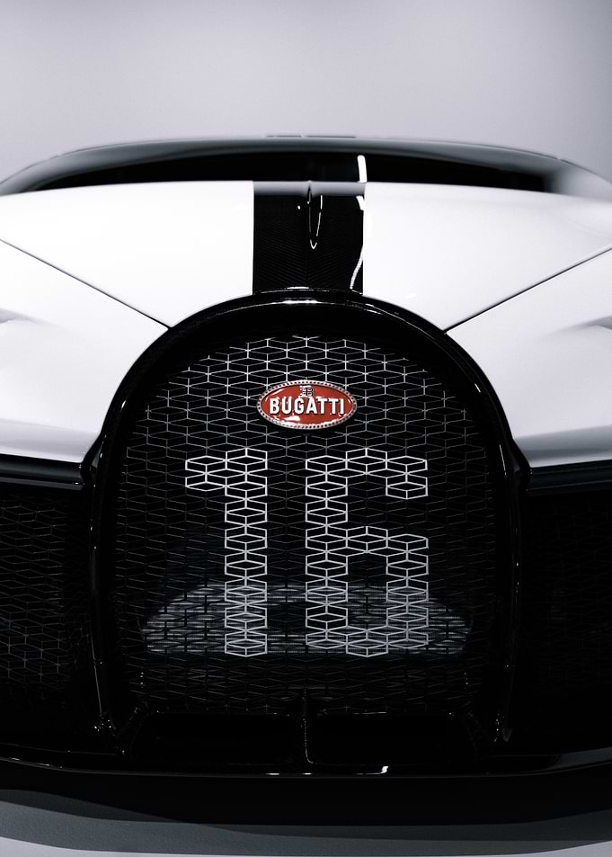 Bugatti Chiron Pur Sport Front Grille Detail