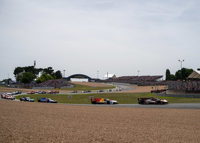Le Mans 24 Hours Race Start