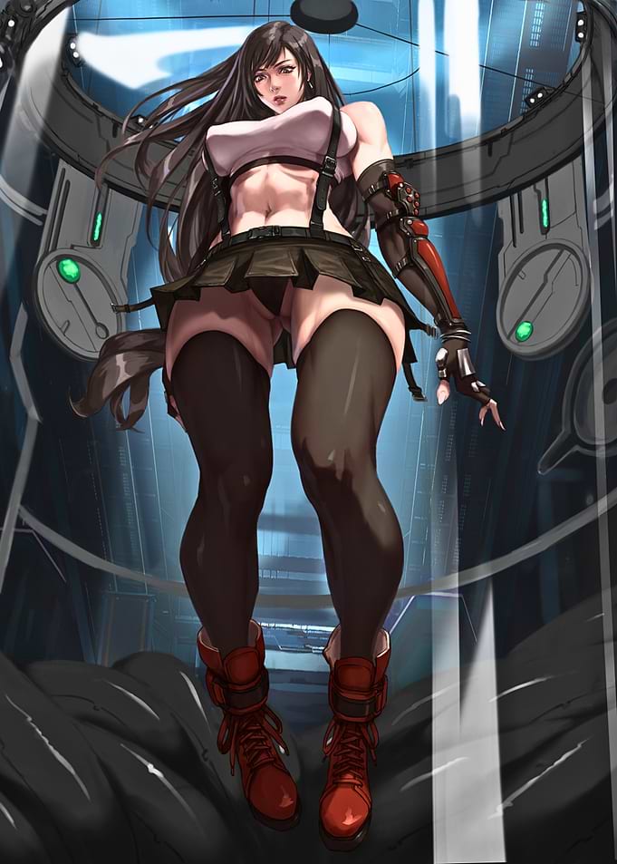 Tifa Lockhart in Futuristic Chamber