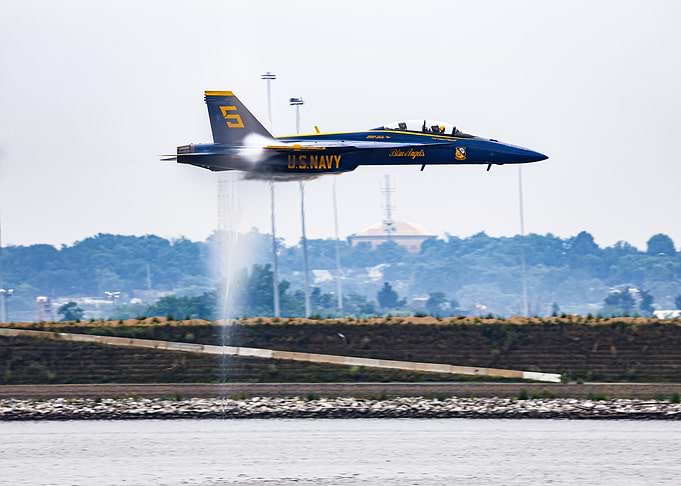 Blue Angels Sneak Pass