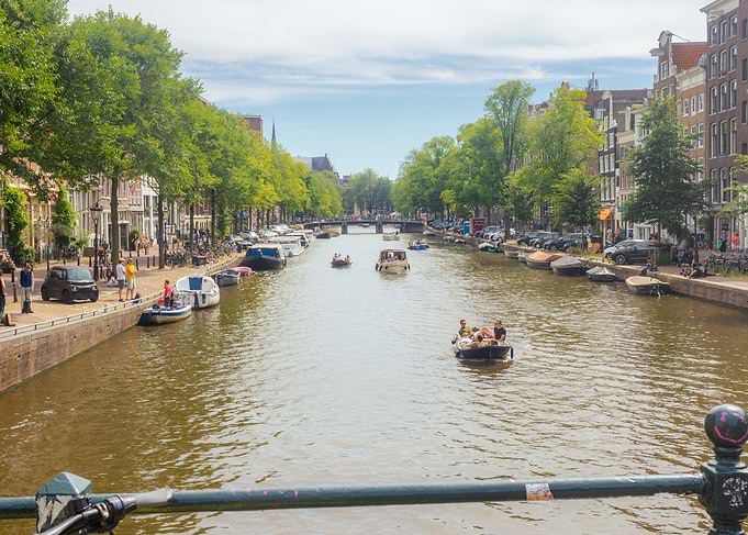 Sunny Day on Amsterdam Canal
