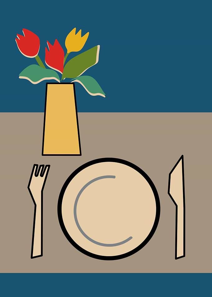Minimalist Table Setting with Flowers