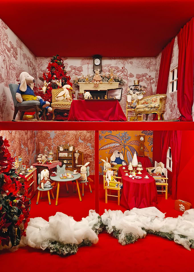 Whimsical Miniature Animal Dollhouse Display