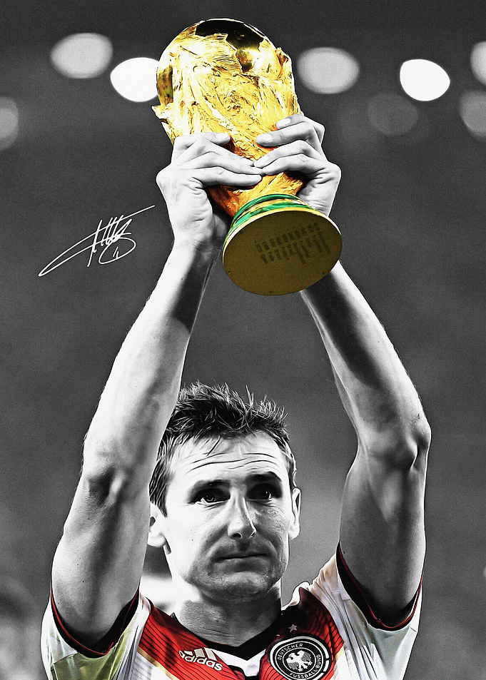 Miroslav Klose Lifting World Cup Trophy