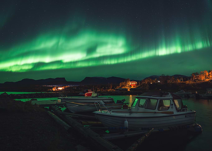 Northern Lights over Lake Torneträsk and Lapporten
