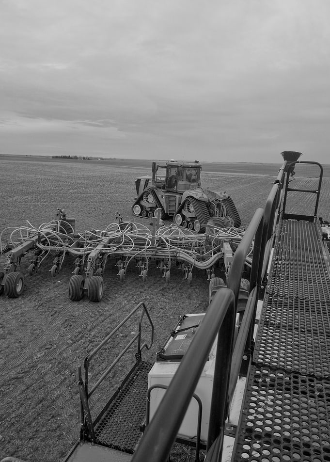 JD 9RX in Field