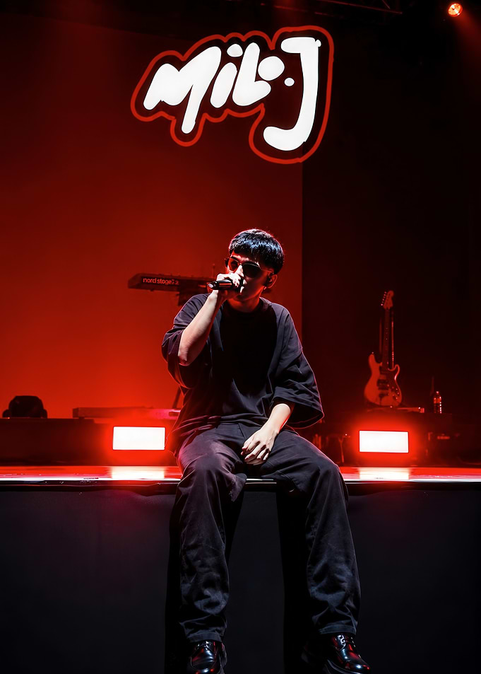 Milo J Performing Live on Stage