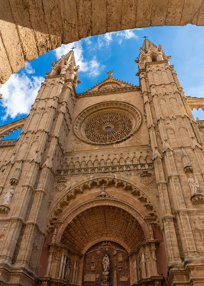 Majestic La Seu Cathedral