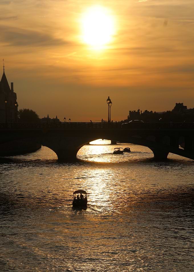 Sunset over the Seine in Paris
