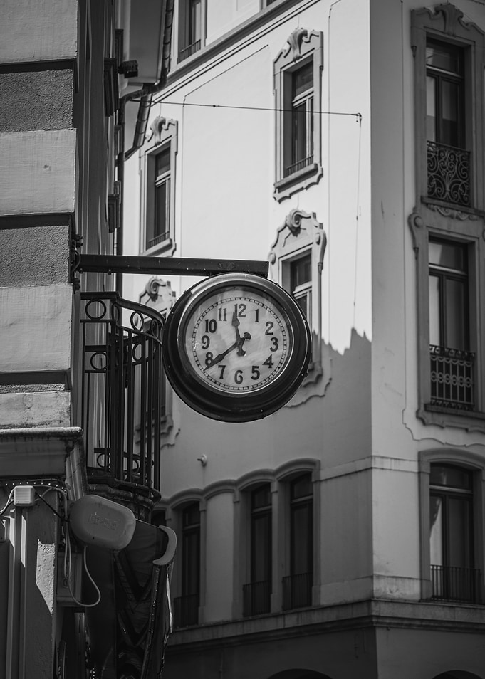 Vintage Street Clock in Cityscape
