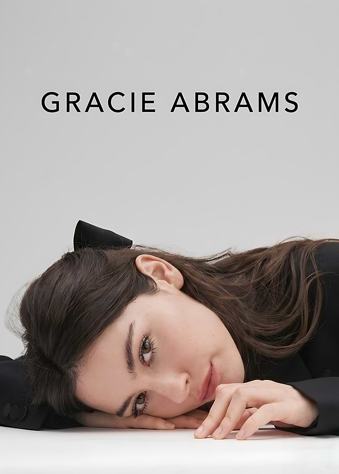 Gracie Abrams Portrait