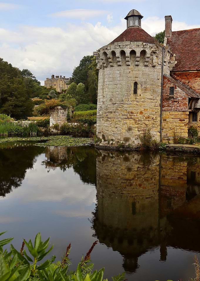 Scotney Castle Reflections