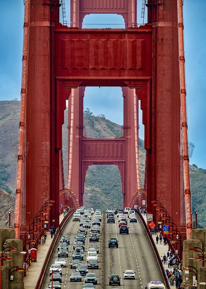 Golden Gate Bridge Traffic View