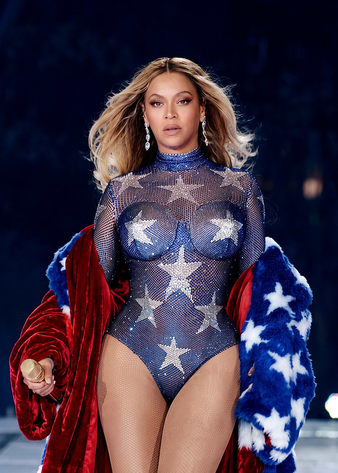 Beyonce Singer Portrait