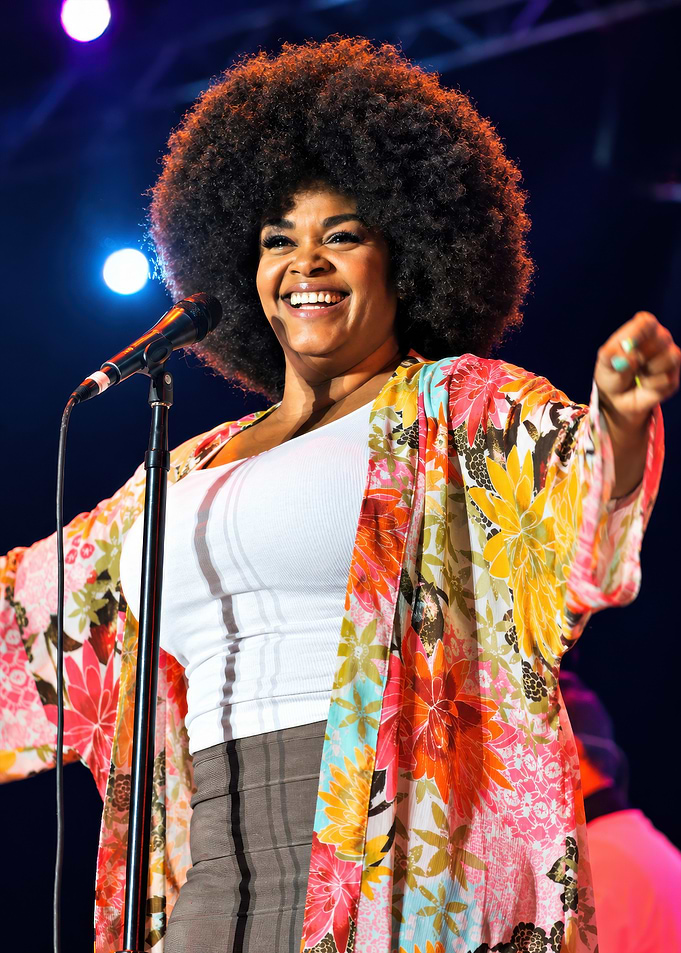 Jill Scott Performing Live on Stage