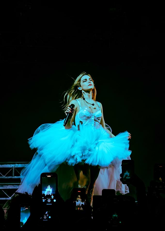 Addison Rae Performing Live on Stage