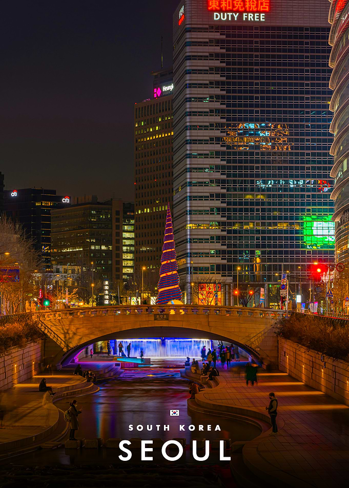 Cheonggyecheon Stream at Night in Seoul