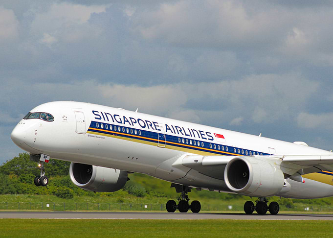 Singapore Airlines Airbus A350 Takeoff