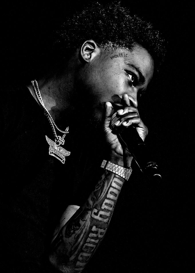 Roddy Ricch Black and White