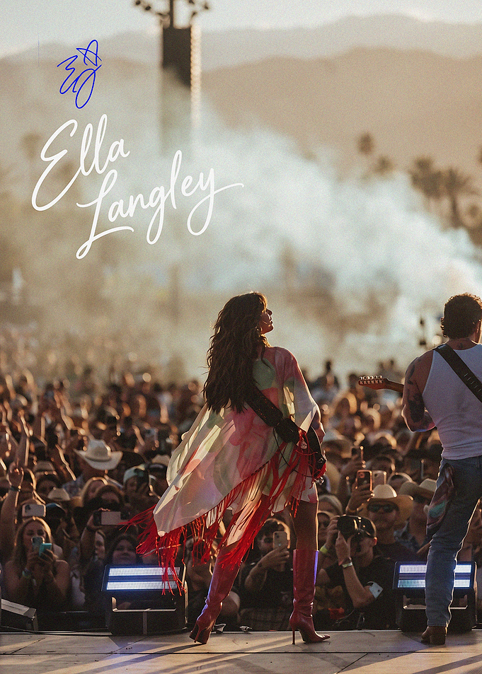 Ella Langley Performing Live on Stage