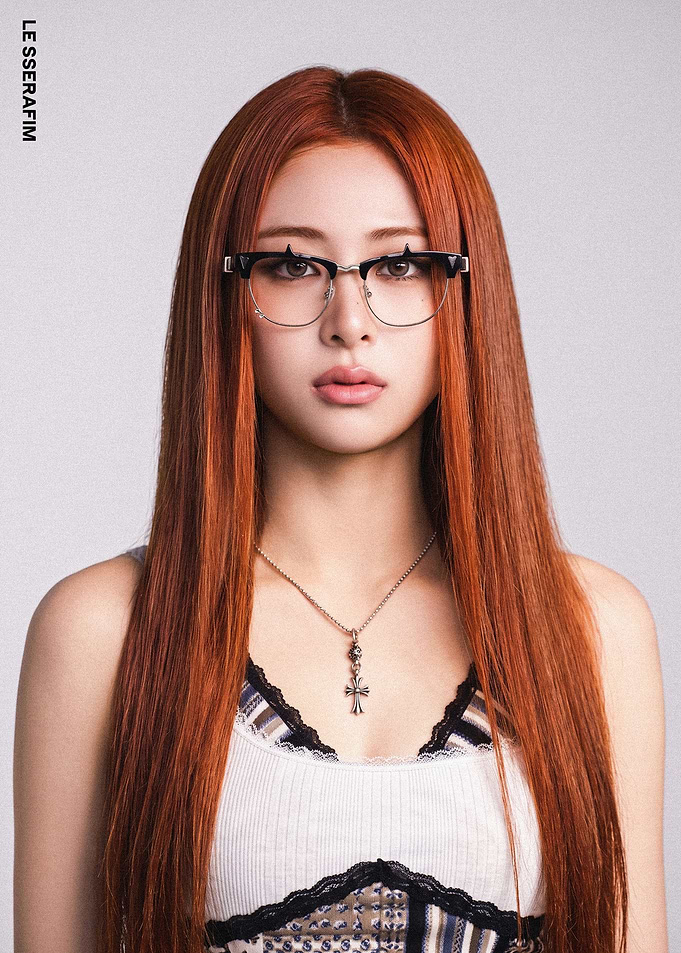 Yunjin LE SSERAFIM Portrait