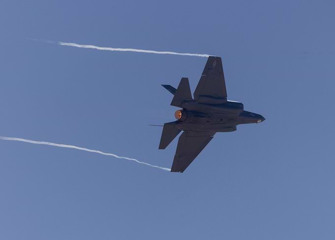 F-35 Lightning II in Flight