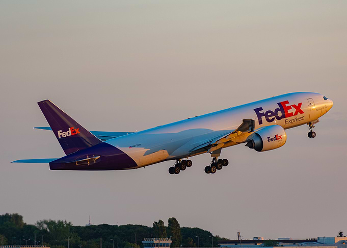 Boeing 777 FedEx Express Cargo Plane Taking Off