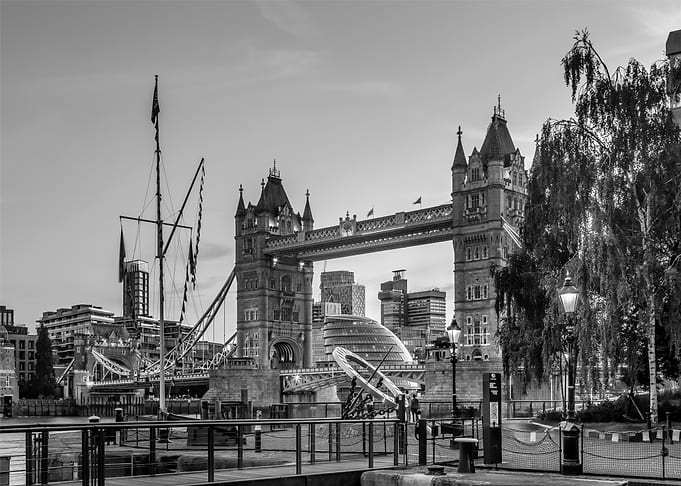 Tower Bridge London Riverside Flair