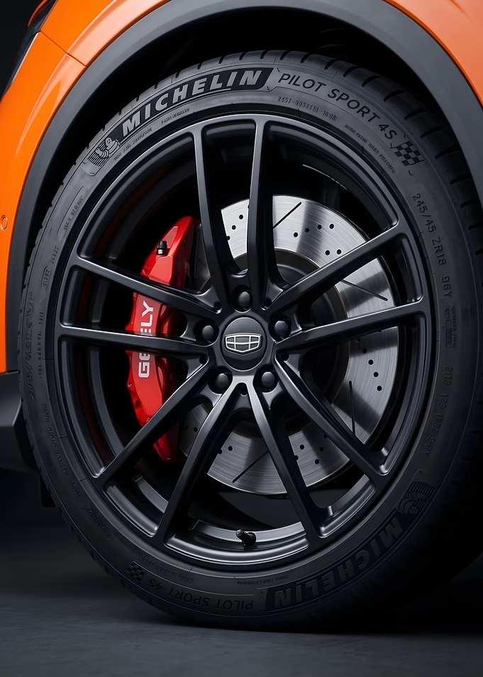 Geely Car Wheel with Michelin Tires