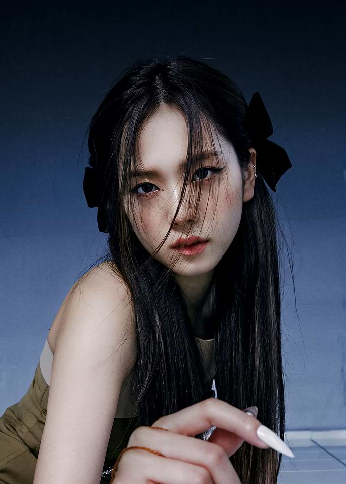 Portrait of Jisoo with Black Bows