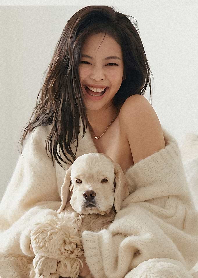 Jennie Kim Smiling with Her Dog