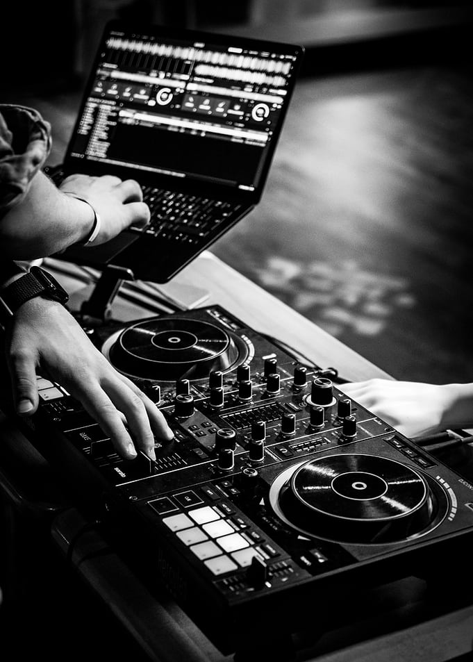 DJ Console