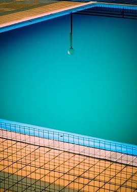 Lamp reflection in swimming-pool -- ©Silvia Ganora - Do ...