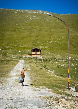 Overwhelmed from an unusual destiny on the green mounta ...