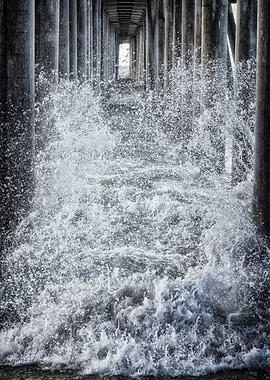 Ominous Tidal Waves During Storm under the infamous pie ...