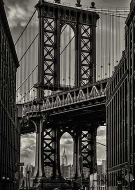 The Manhattan bridge from Washington and Water streets ...