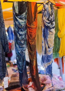 scarves to the market