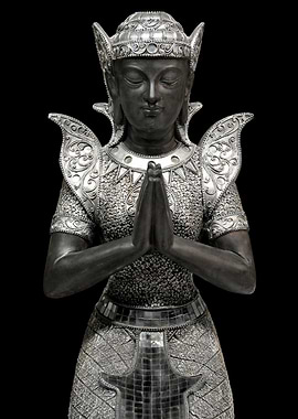 Silent Prayer statue of a silent praying Buddha