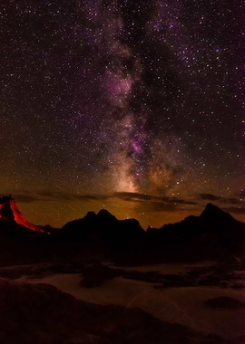 Milky Way over the Badlands NP