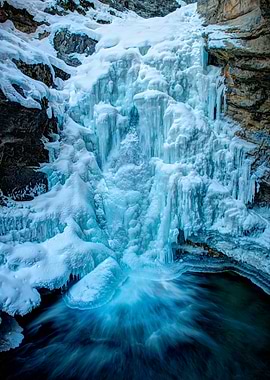 Frozen Waterall