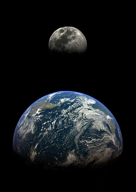 EARH AND MOON LINE UP