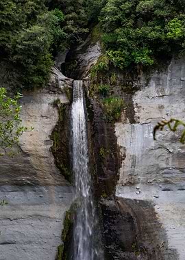 Mt Damper Falls
