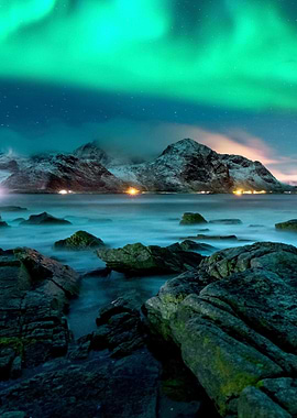 Northern Lights Mountains