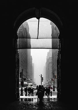 Arch Above Broadstreet