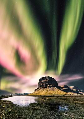 Red and green aurora