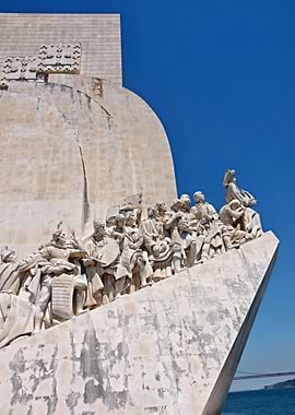 Monument of discovery