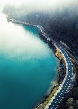 Drive by Lake Thun