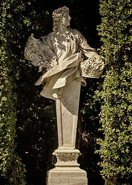 Statue from Reggia di Case